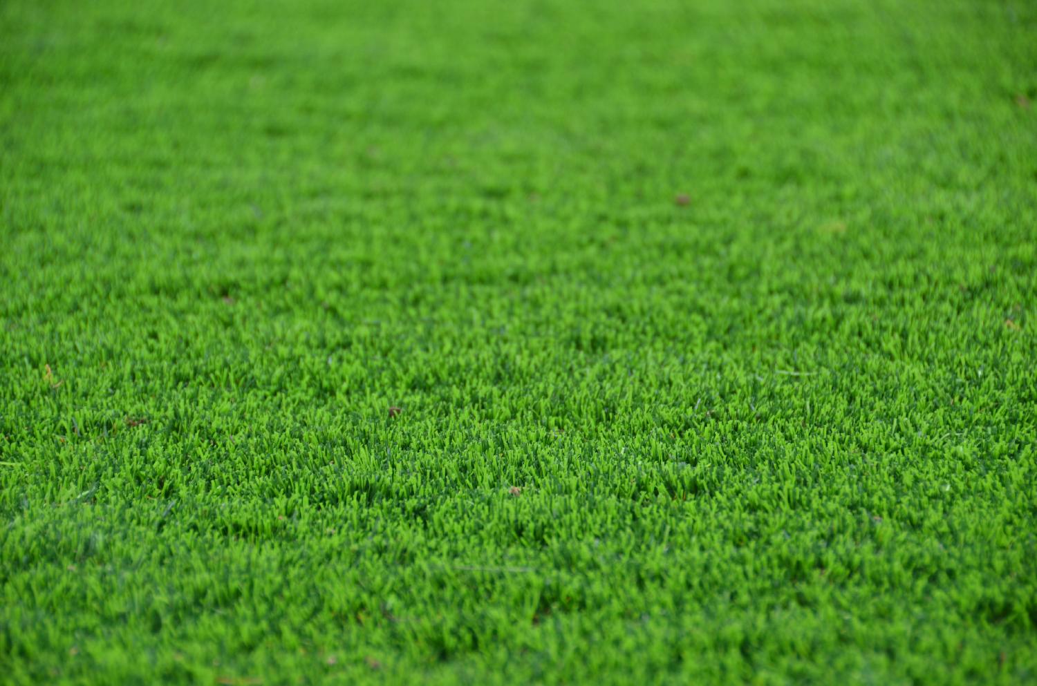 COOOL Turfは長さ40mmの天然素材を用いたハイテク冷却人工芝